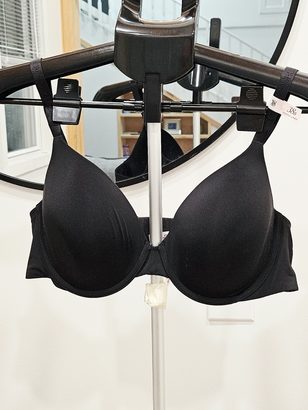 Victoria's Secret Black Molded T-Shirt Bra